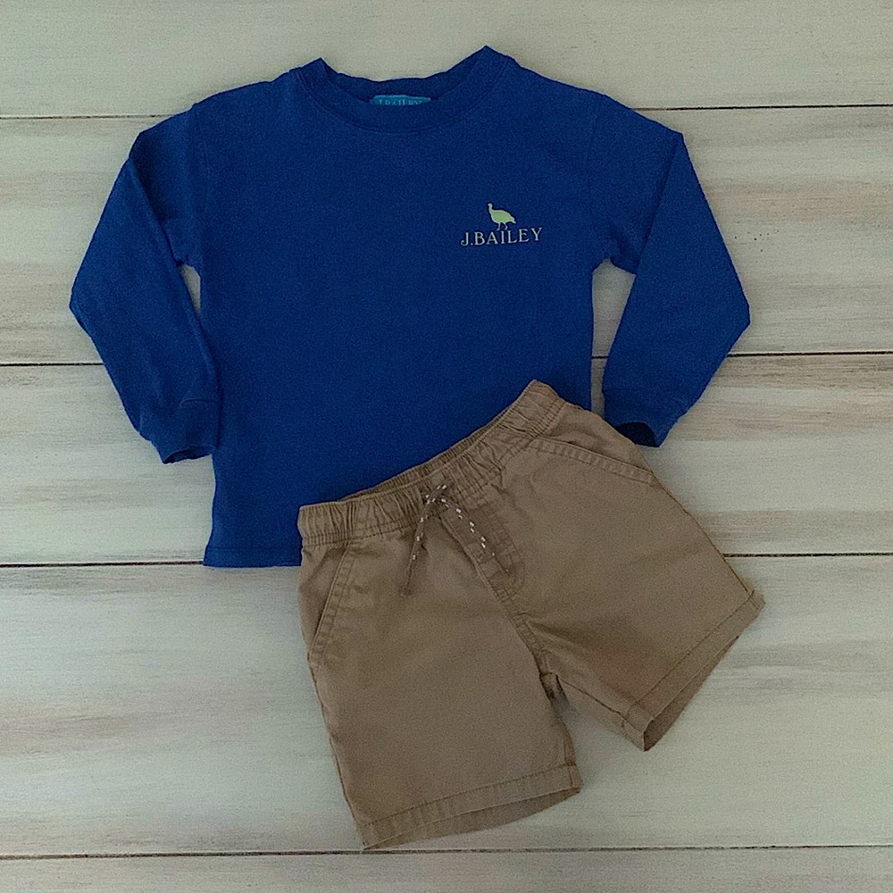 J. Bailey Long Sleeve Logo Turkey Royal Blue Toddler Boys 2T with Khaki Shorts